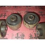 Alfa 33 905 Series/Alfasud/Sprint Rear Suspension Non-Solid Bush Set (Upper Control Arms)