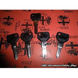 Alfa 33 907 Series/Alfa 164 V6/Spider S4/Alfa 75/Milano/S.Z./Alfa 6 Key Blank