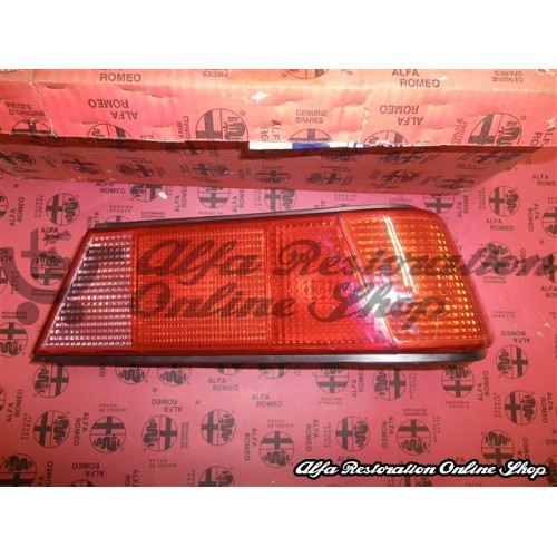 Alfa 33 907 Series Right Rear Light (Amber Repeater with Red Stripes)