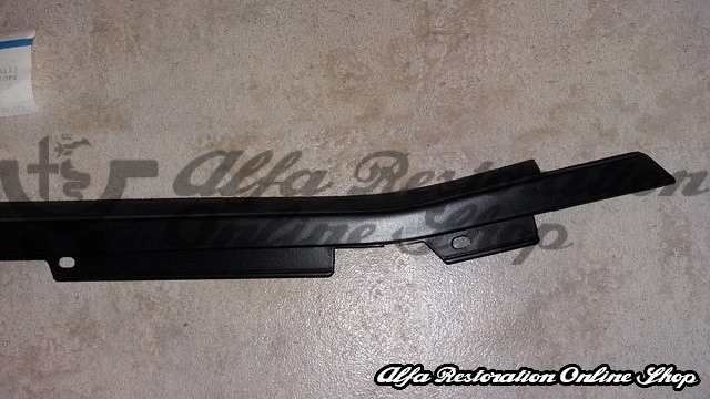 Giulietta 1981-1985 (116 series) Front Right Door Window Trim