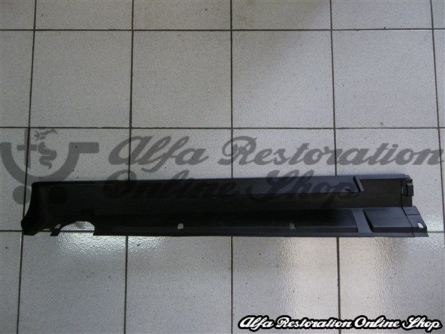 Alfa 75/Milano Front Right Side Skirt