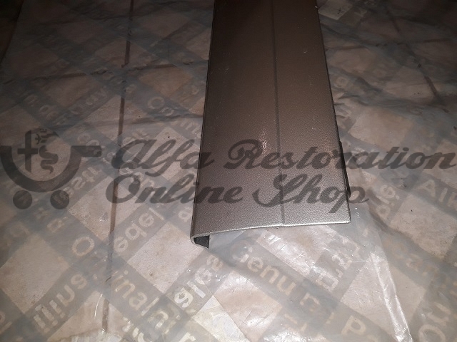 Alfa 33 907 Series Front Right Side Skirt (COL-270)