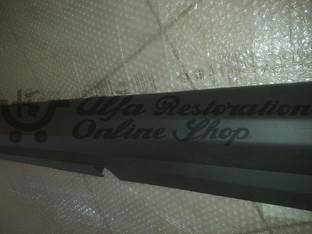 Alfa 145/146 Series Right Side Skirt (COL-099)