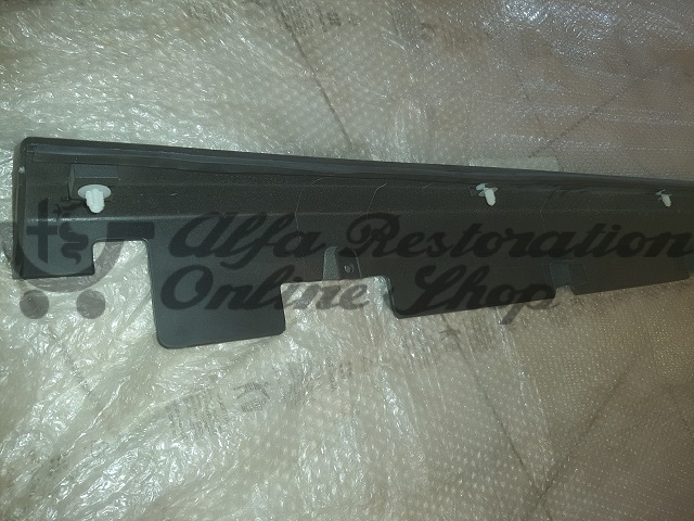 Alfa 145/146 Series Right Side Skirt (COL-099)