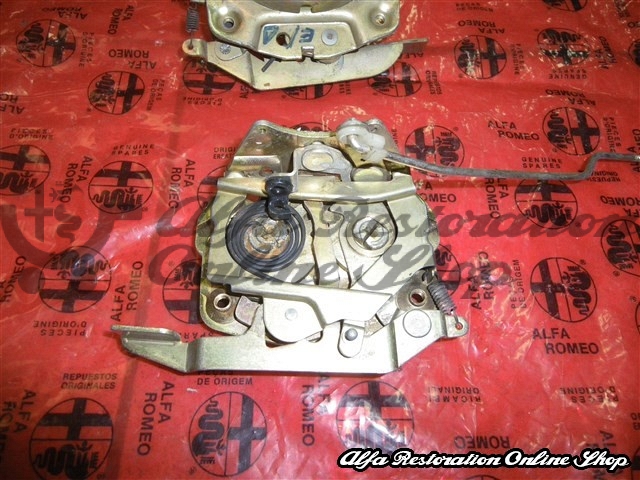 Alfetta/Giulietta 1.3/1.6 (116 Series) Front Right Door Locking Mechanism