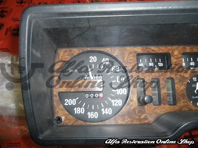 Alfa Romeo Alfetta 2.0 Instrument Cluster