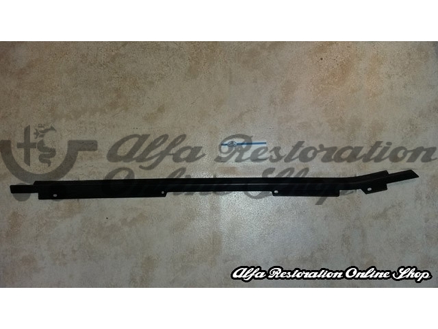 Giulietta 1981-1985 (116 series) Front Right Door Window Trim