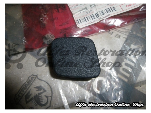 Alfa GTV/Spider Dashboard Top Right Rubber Plug