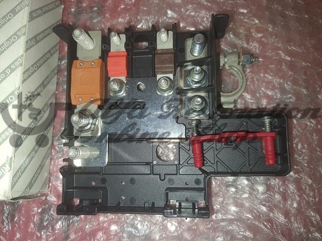 Alfa 147 1.9 JTD 8V/16V Battery Branch Terminal Control Unit