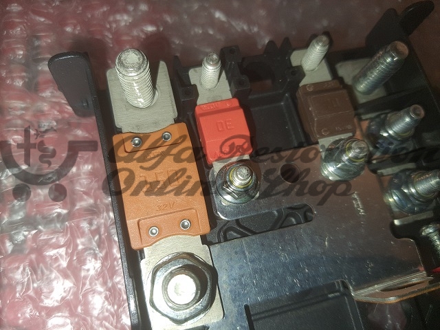 Alfa 147 1.9 JTD 8V/16V Battery Branch Terminal Control Unit