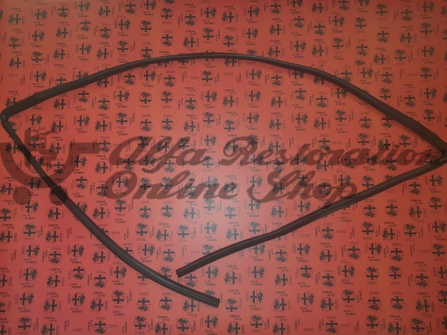 Alfa 159 Front Windscreen Rubber Seal (MY 2008/2011)