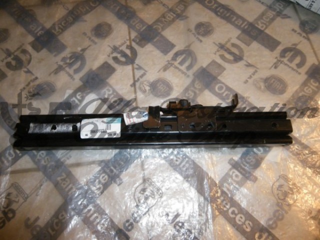 Alfa 147/GT Front Right Seat Outer Rail (3 Door Version)