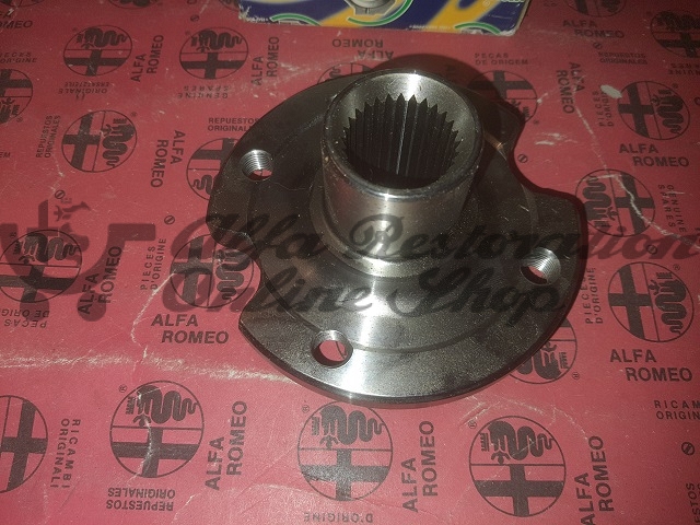 Alfa 33 905 Series Front Wheel Hub