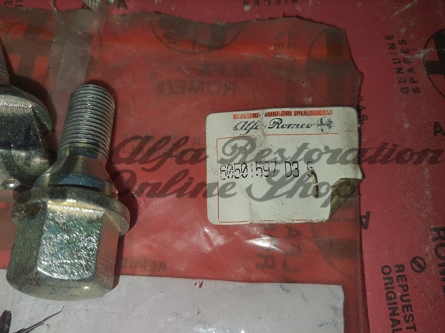 Alfa 33 905 Series Steel Wheel Bolt (Plastic Hub Caps)