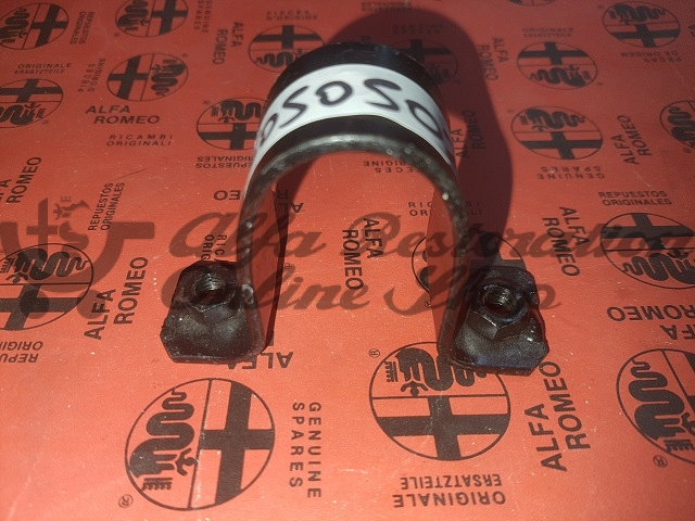 Alfa 33 Sway Bar Rubber Bush Bracket (External Side)
