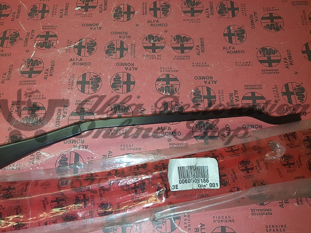 Alfa 164 All Models Front Windscreen Right Wiper Arm (LHD)