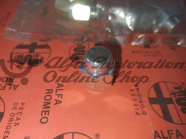 Alfa 75/Milano/SZ/RZ/Alfetta/Giulietta/Spider Wheel Nut