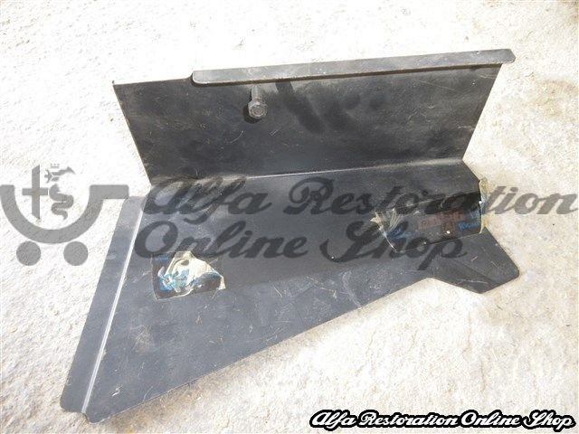 Spider Series 4 (1990 - 1993) EU/USA Left Headlight Lower Support Wall