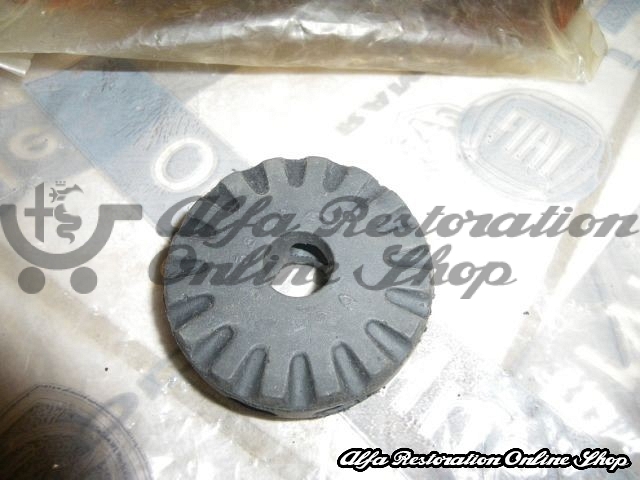 Alfa 75/Milano/Alfetta/Giulietta/GTV6 Front Suspension Caster Link Bush (Wheel arch Side)
