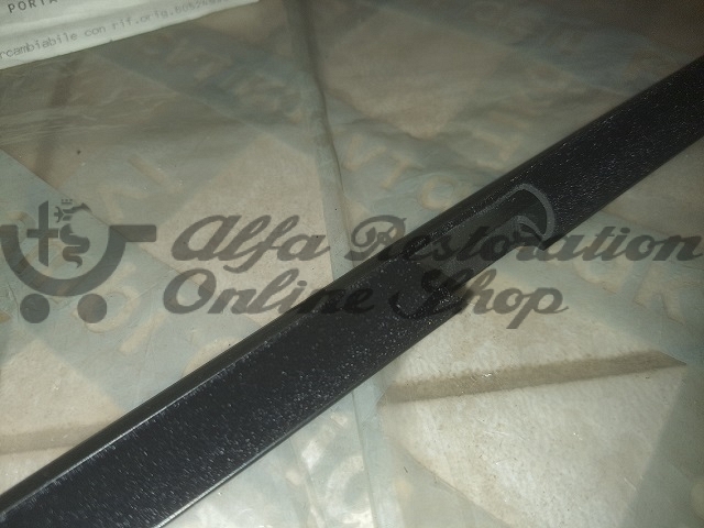 Alfa 33 907 Series Rear Right Door Horizontal Window Velour/Trim (Interior Side)