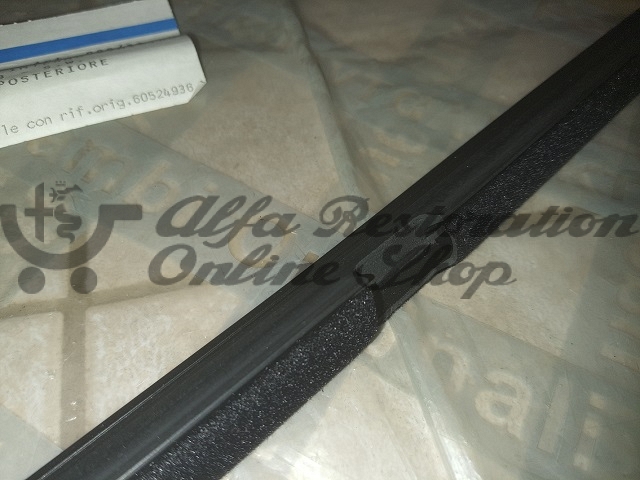 Alfa 33 907 Series Rear Left Door Horizontal Window Velour/Trim (Interior Side)