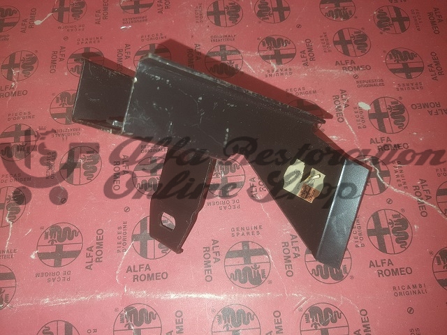 Alfa 75/Milano/SZ Floorboard Panel/Mounting Bracket