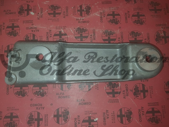 Alfa 75 1.6/1.8 Carb/IE/TB Power Assisted Steering Pump Bracket