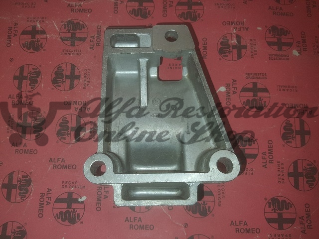 Alfa 75 Air Conditioning Compressor Bracket (On Engine/4 Cylinder)