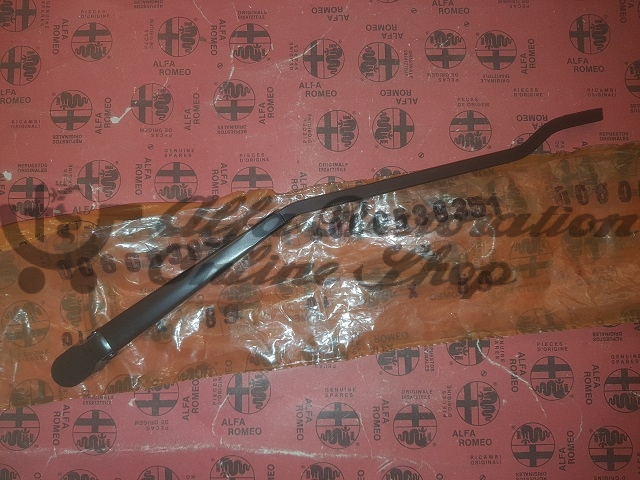 Alfa 33 907 Series Rear Windscreen Wiper Arm