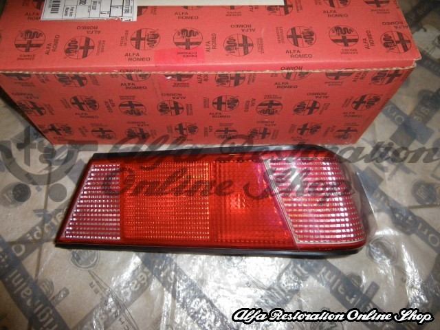 Alfa 33 907 Series Right Rear Light (Clear Repeater)