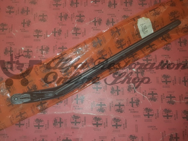 Alfa 33 907 Series SportWagon Rear Windscreen Wiper Blade & Cover