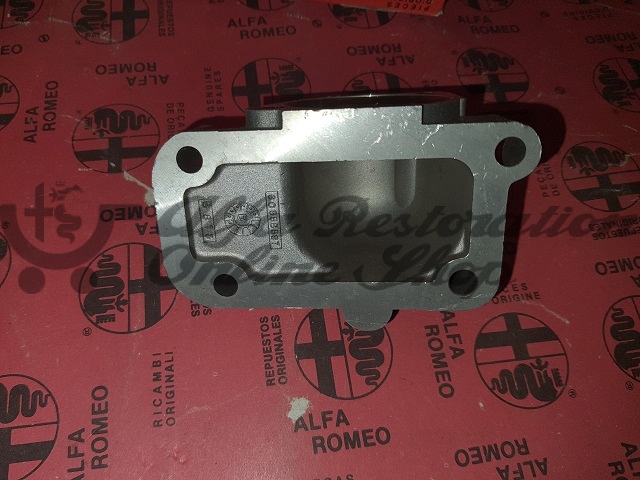 Alfa 155/GTV/Spider 2.5/2.0 TB/3.0 V6 12V Water Pump Top Cover/Union