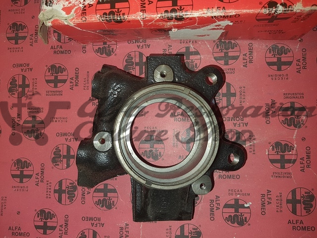 Alfa 33 907 Series Front Left Stub Axle (ABS Versions)
