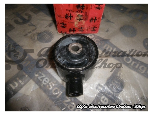 Alfa 164 2.0 TB V6/3.0 V6 Upper Engine Mount (Bush Only)