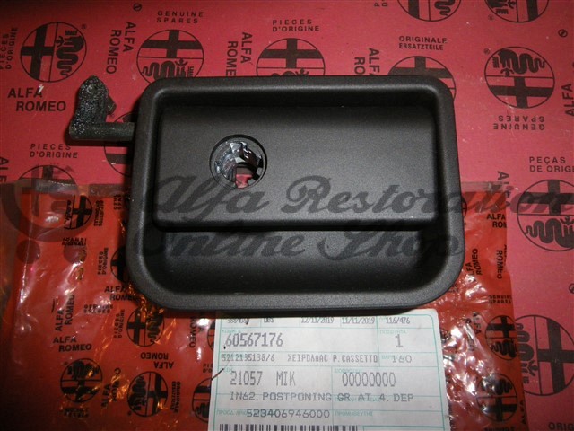 Alfa 164 FL92/Super/USA MY 95 Glovebox Lid Pull Handle