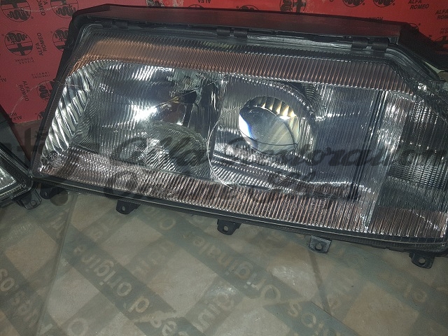 Alfa 164 Projector Headlights Set (Right and Left Side/LHD models)