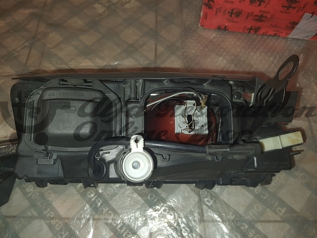 Alfa 164 Projector Headlights Set (Right and Left Side/LHD models)