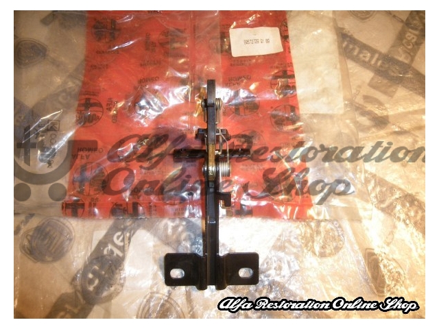 Alfa 164 Hood/Bonnet Locking Mechanism
