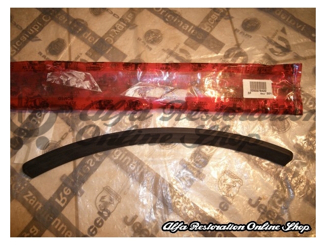 Alfa 164 Front Bumper Side Rubber Seal