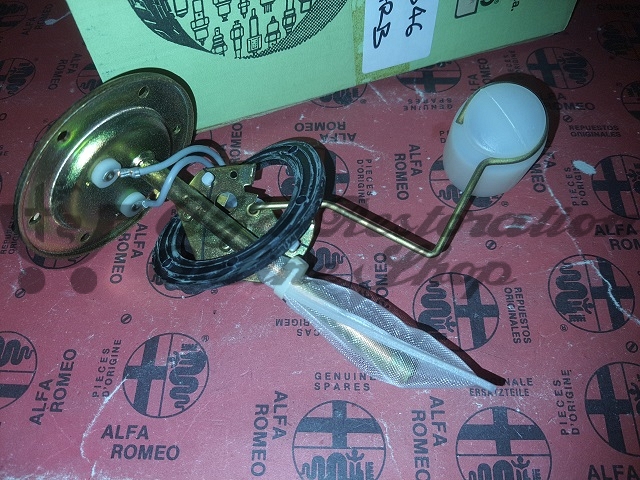 Alfa 33 905/907 Series Carb Fuel Sender Unit