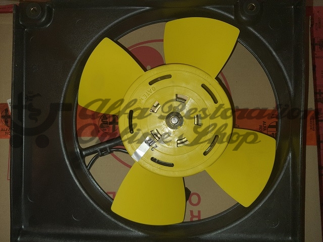 Alfa 33 907 Series Radiator Fan (with plastic shroud/plain connector)