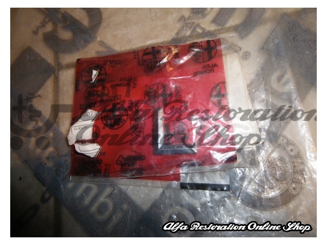 Alfa 33 "L" Boot Badge