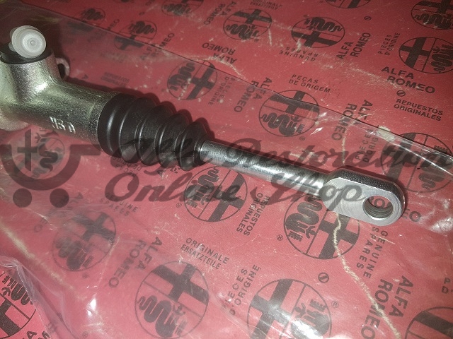 Alfa 145/146 Boxer Clutch Master Cylinder (LHD/Metal Fork)