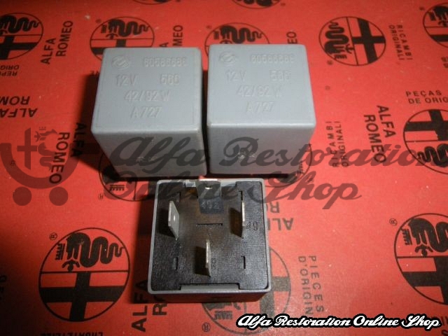Alfa 33 907 Series Turn Indicator/Flasher Relay (with Car Radio Preinstallation)