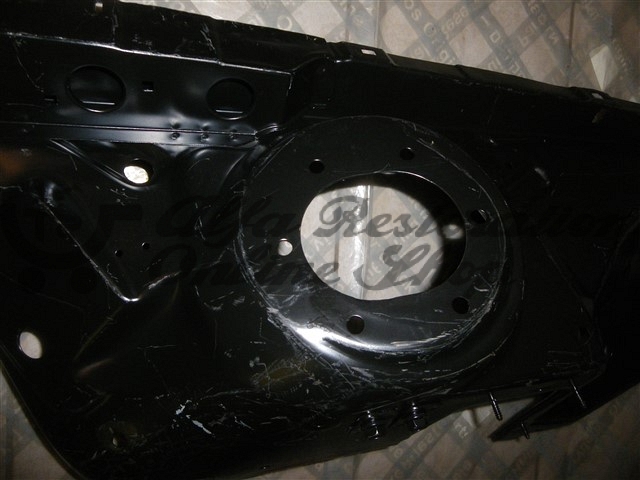 Alfa 33 907 Series Front Left Inner Wheel Arch (3 nut setup)
