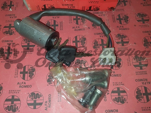 Alfa 164 FL92/Super Ignition Lock Switch with Keys & Lock Barrels