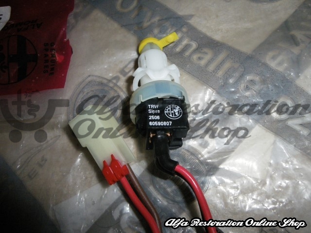 Alfa 164 FL 92/164/164 USA MY 94-95 Super Brake Light Switch