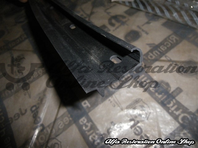 Alfa 156 Rear Left Door Lower Seal