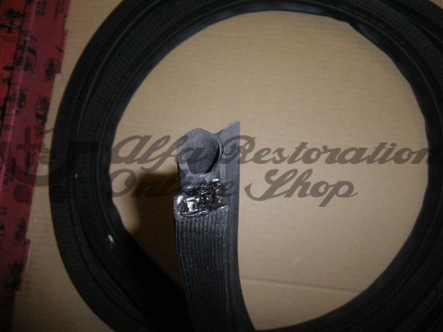 Alfa Spider 916 Series Phase 2 Right Side Door Seal