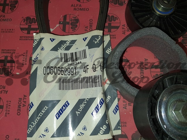 Alfa 147 1.6/2.0 Twin Spark Accessories Belt & Tensioner Kit